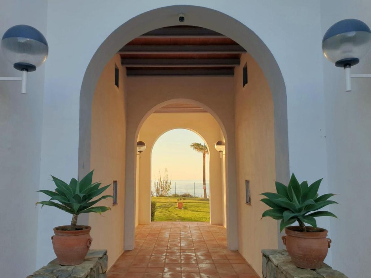 Casitamar Frontline Beach House Rental Casares Costa Near Estepona Bahia de Casares Buitenkant foto
